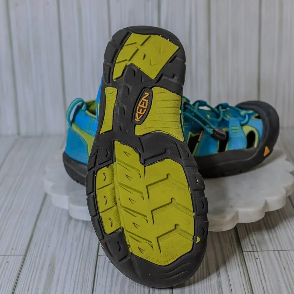 KEEN Newport H2 Water Shoes 5 Teal/green, Waterproof Non Marring adventure
